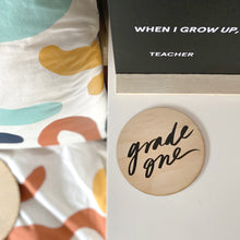 Load image into Gallery viewer, School Grade Small Disc